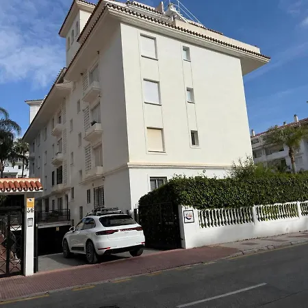 Con Piscina A Pasos Del Mar Daire